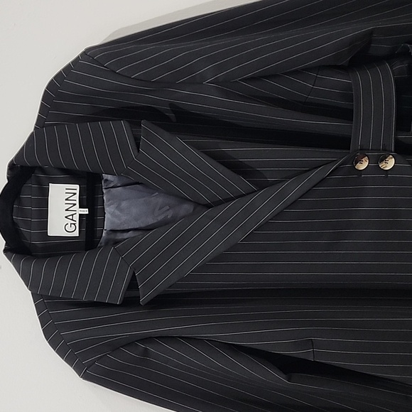 Ganni Striped Belted Blazer (SZ 50) - Picture 3 of 16